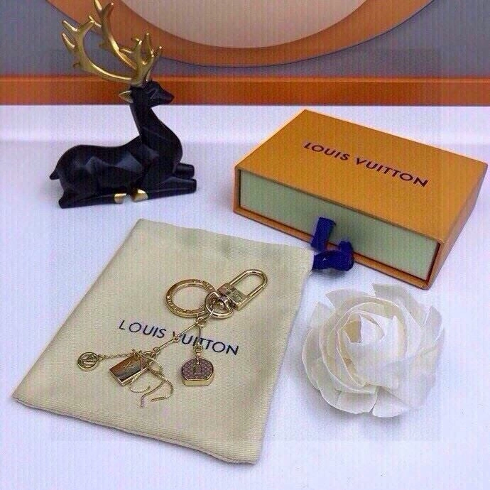 Neat Louis Vuitton Keychains 265340
