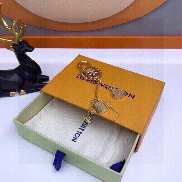 Neat Louis Vuitton Keychains 265340