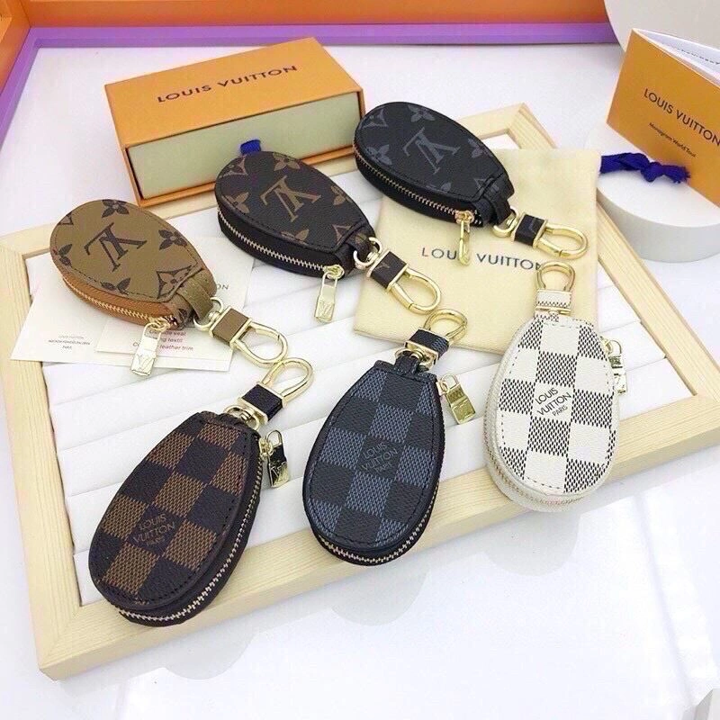 Seasonal Louis Vuitton Keychains 265325