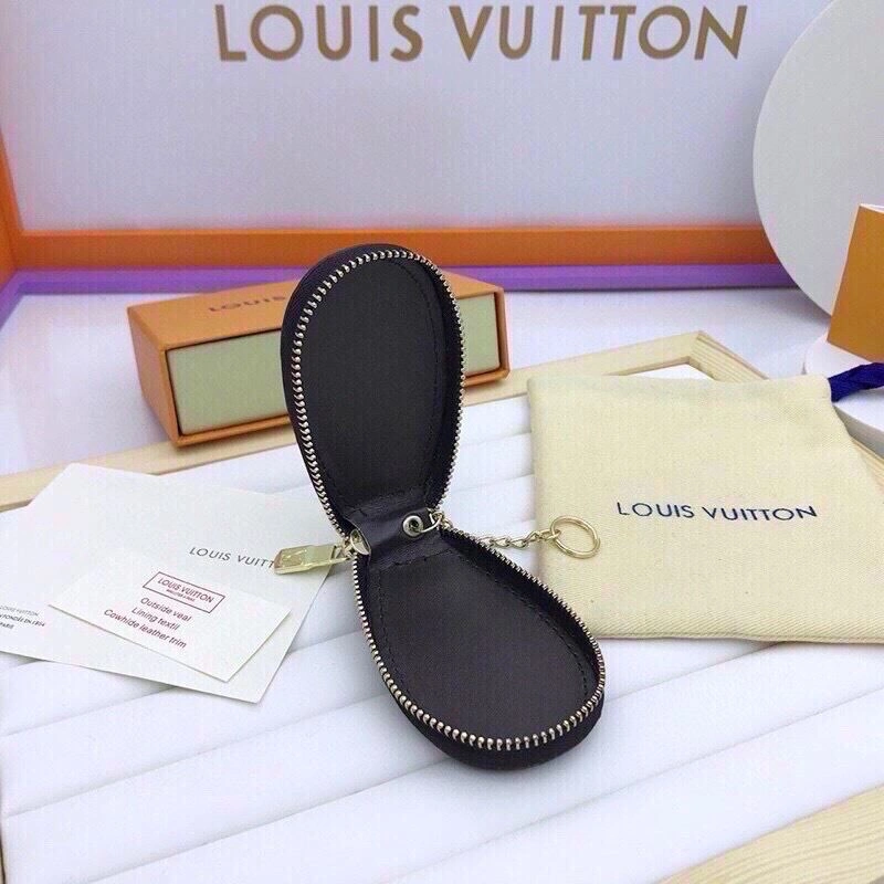 Seasonal Louis Vuitton Keychains 265325