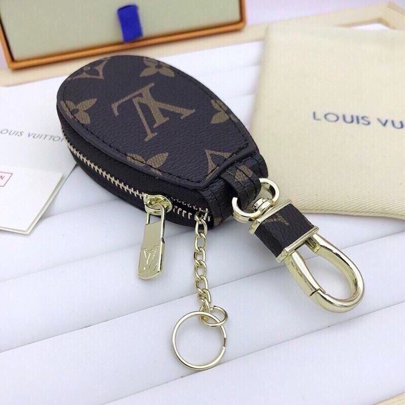 TravelReady Louis Vuitton Keychains 265321