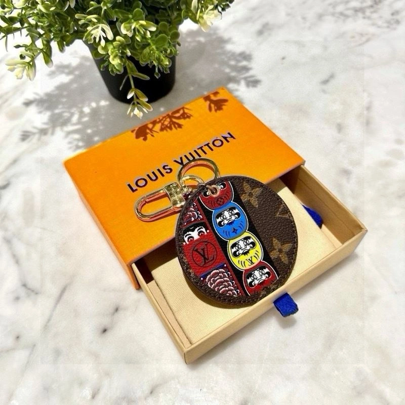 Packable Louis Vuitton Keychains 265316