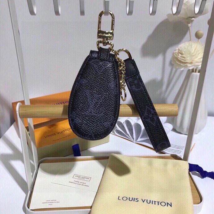 Louis Vuitton Keychains SmoothTexture 265291
