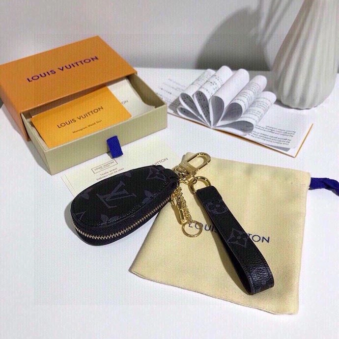 Louis Vuitton Keychains SmoothTexture 265291