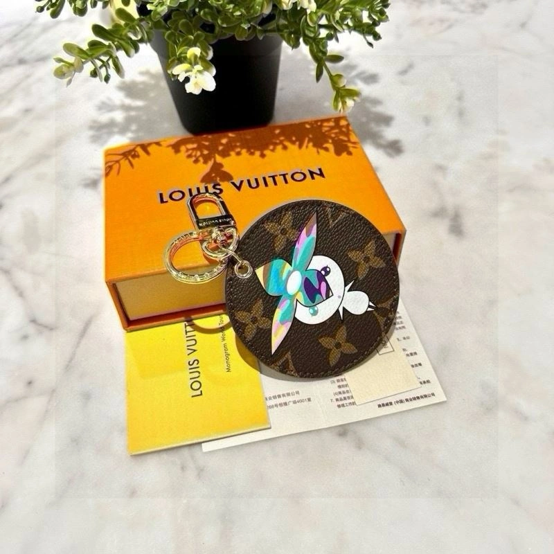 QuickDry Louis Vuitton Keychains 265308