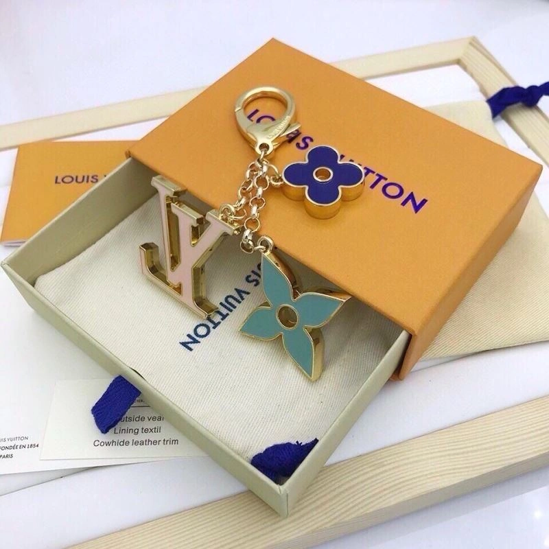MultiPurpose Louis Vuitton Keychains 265296