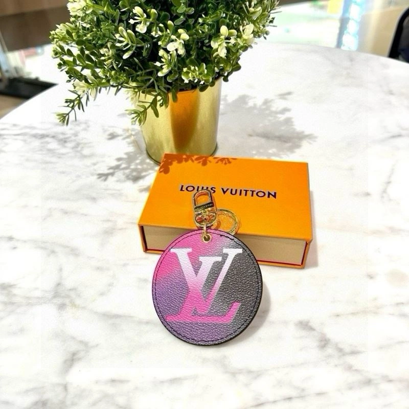 Louis Vuitton Keychains Popular 265310