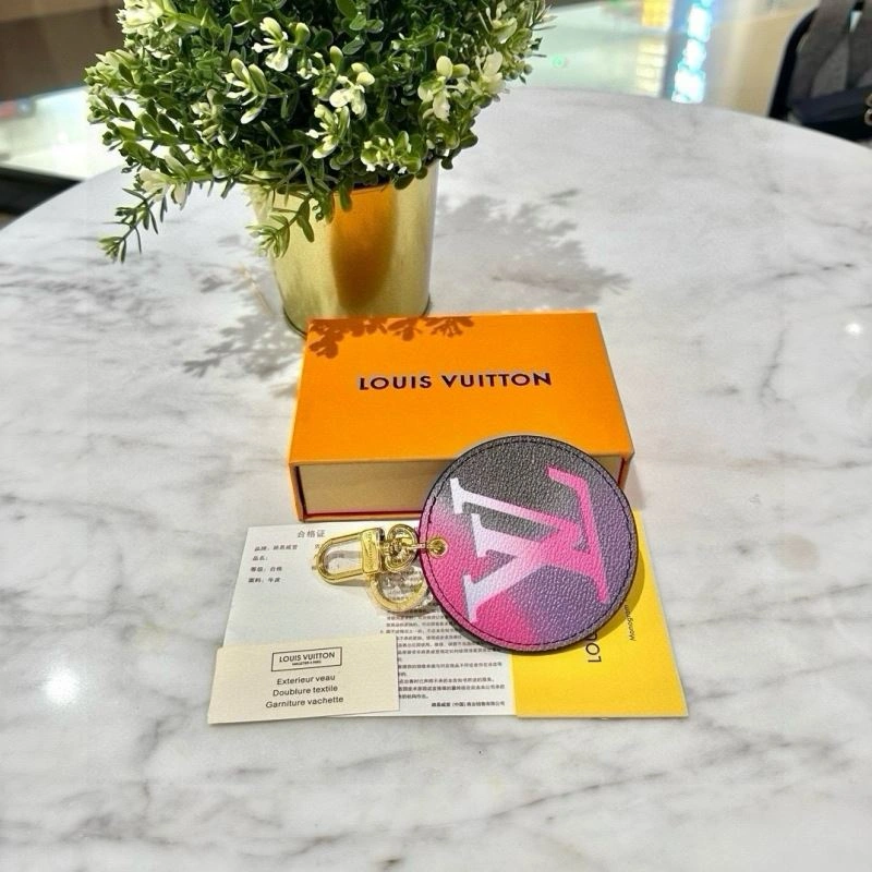 Louis Vuitton Keychains Popular 265310