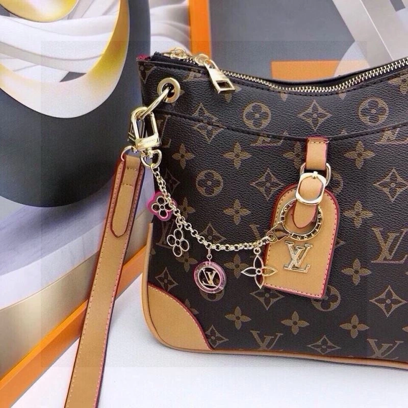 Stylish Louis Vuitton Keychains 265288