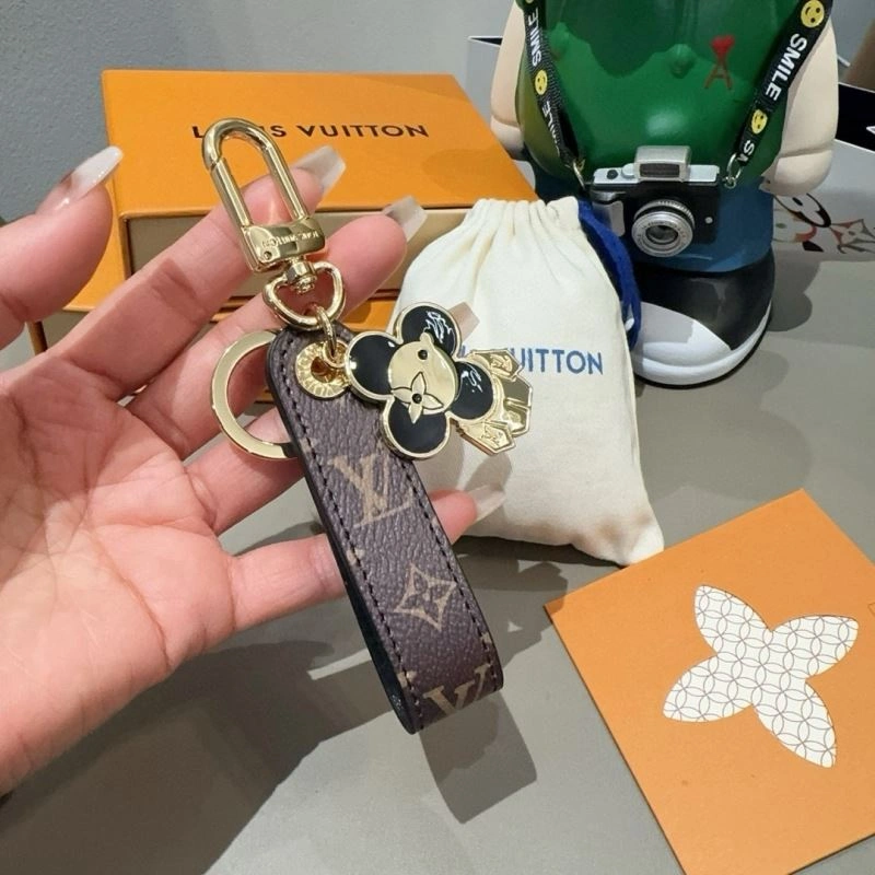 HighPerformance Louis Vuitton Keychains 265279