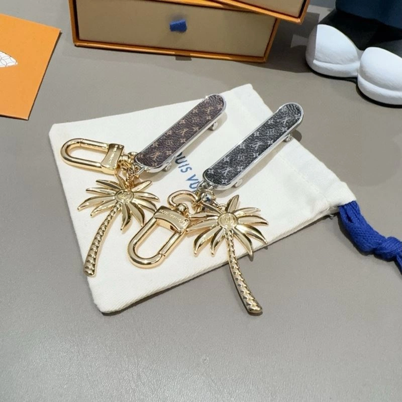 Breathable Louis Vuitton Keychains 265245
