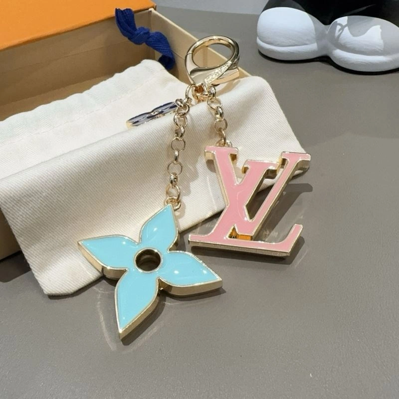 Louis Vuitton Keychains Sleek 265270