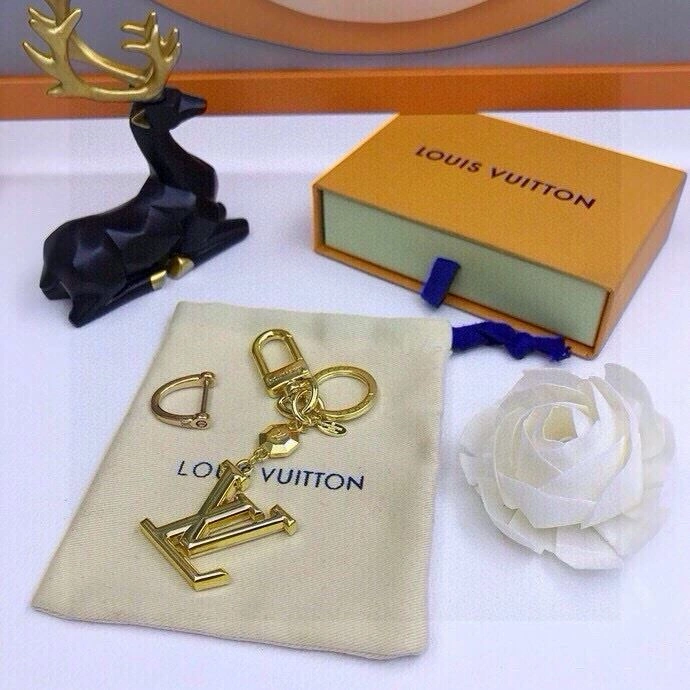 MoistureWicking Louis Vuitton Keychains 265251