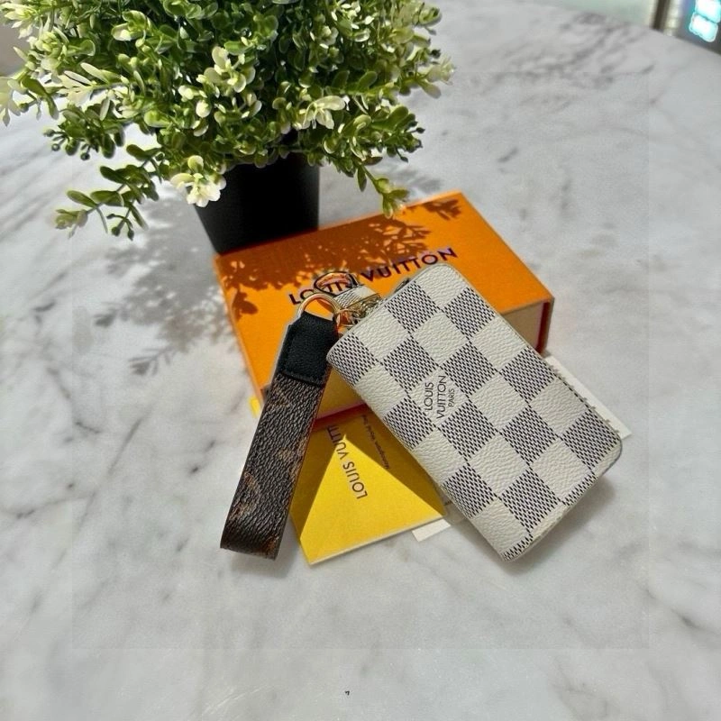 Tailored Louis Vuitton Keychains 265269