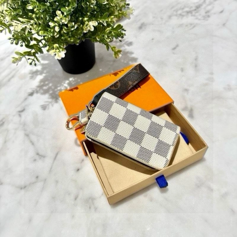 Tailored Louis Vuitton Keychains 265269