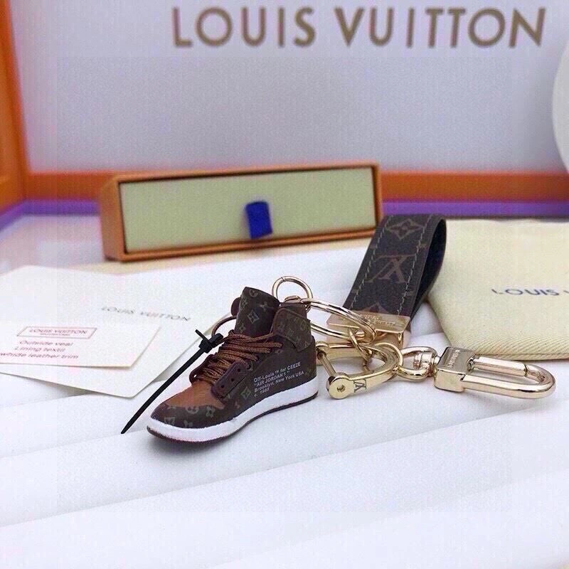 FlexibleFit Louis Vuitton Keychains 265242