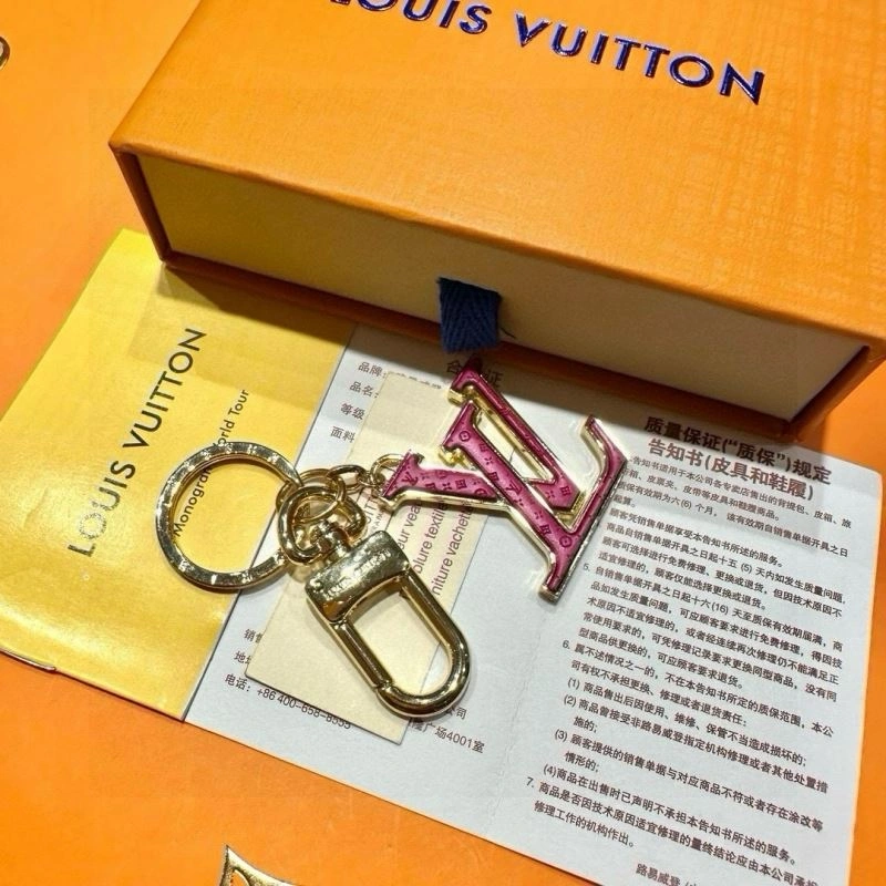 Louis Vuitton Keychains Sophisticated 265240
