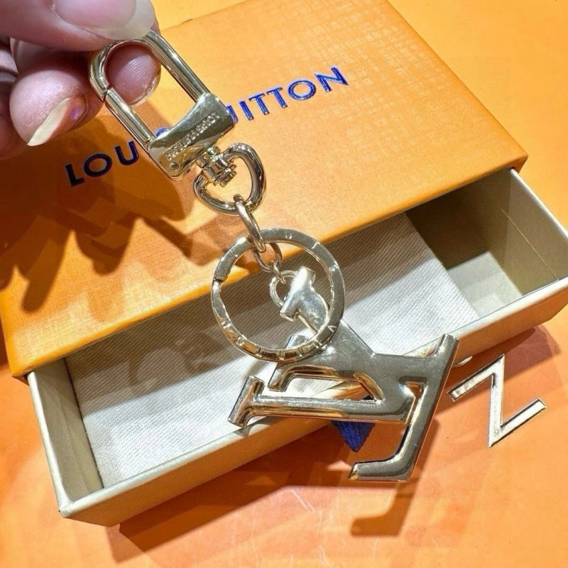 Louis Vuitton Keychains Sophisticated 265240