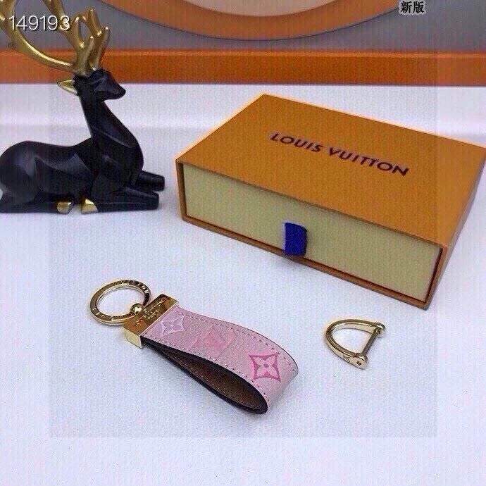 Breathable Louis Vuitton Keychains 265225