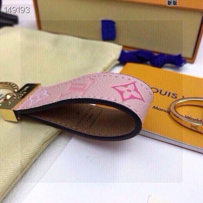 Breathable Louis Vuitton Keychains 265225