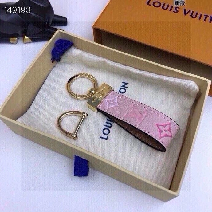 Breathable Louis Vuitton Keychains 265225