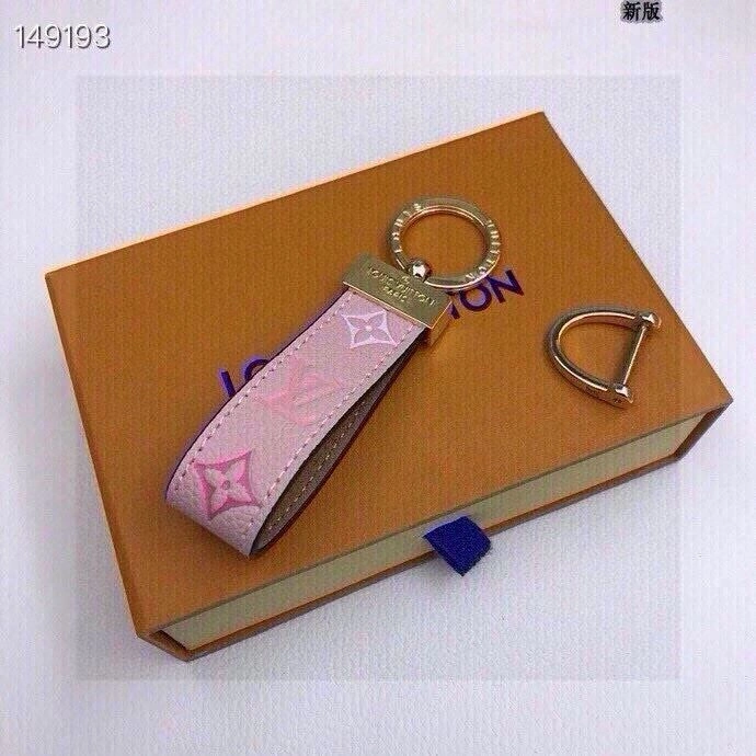 Breathable Louis Vuitton Keychains 265225