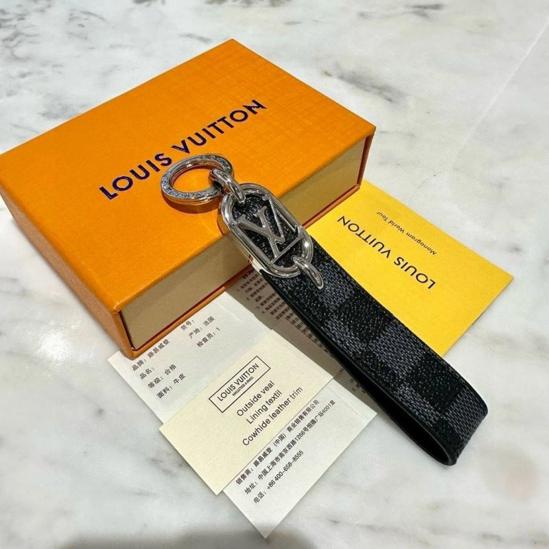Louis Vuitton Keychains Chic 265214