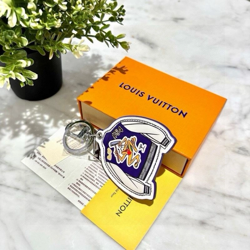 Louis Vuitton Keychains Snug 265218