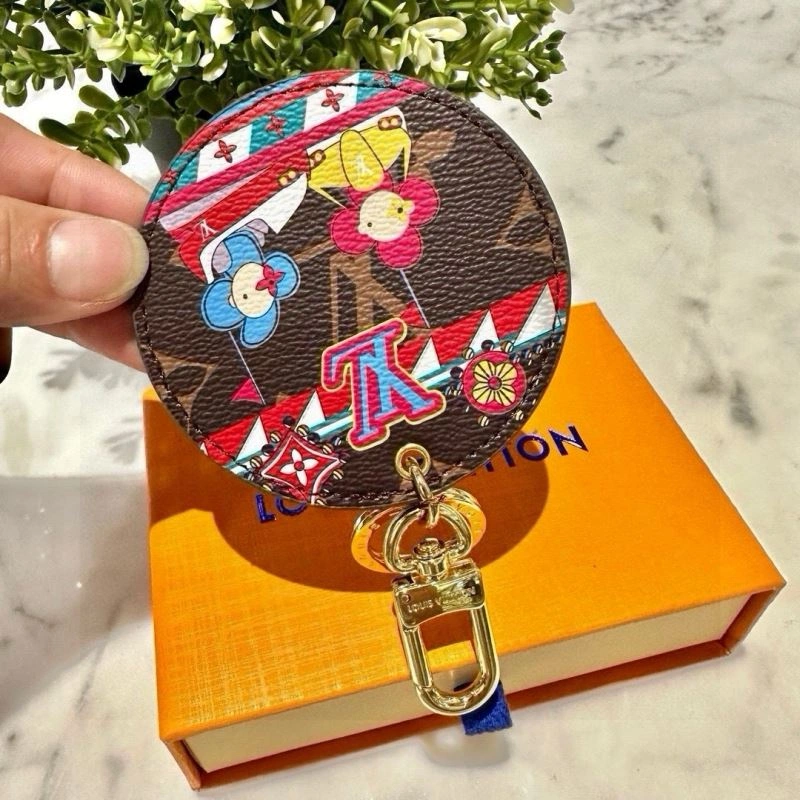 Louis Vuitton Keychains Practical 265205