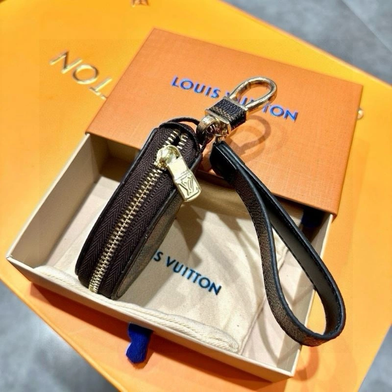 Snug Louis Vuitton Keychains 265228