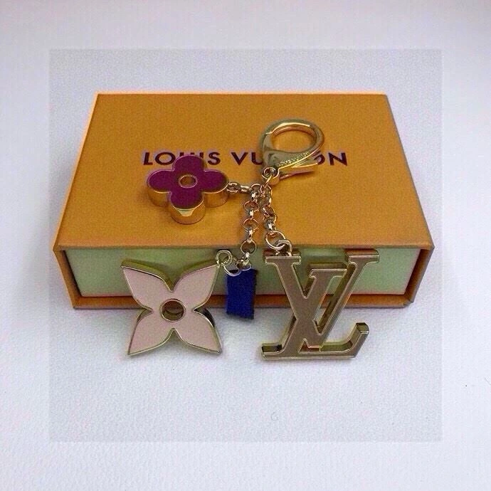 Louis Vuitton Keychains Efficient 265207