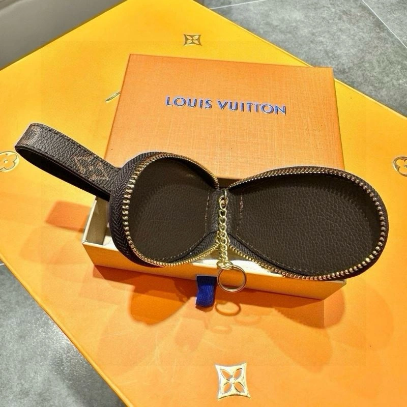 EasyCare Louis Vuitton Keychains 265206