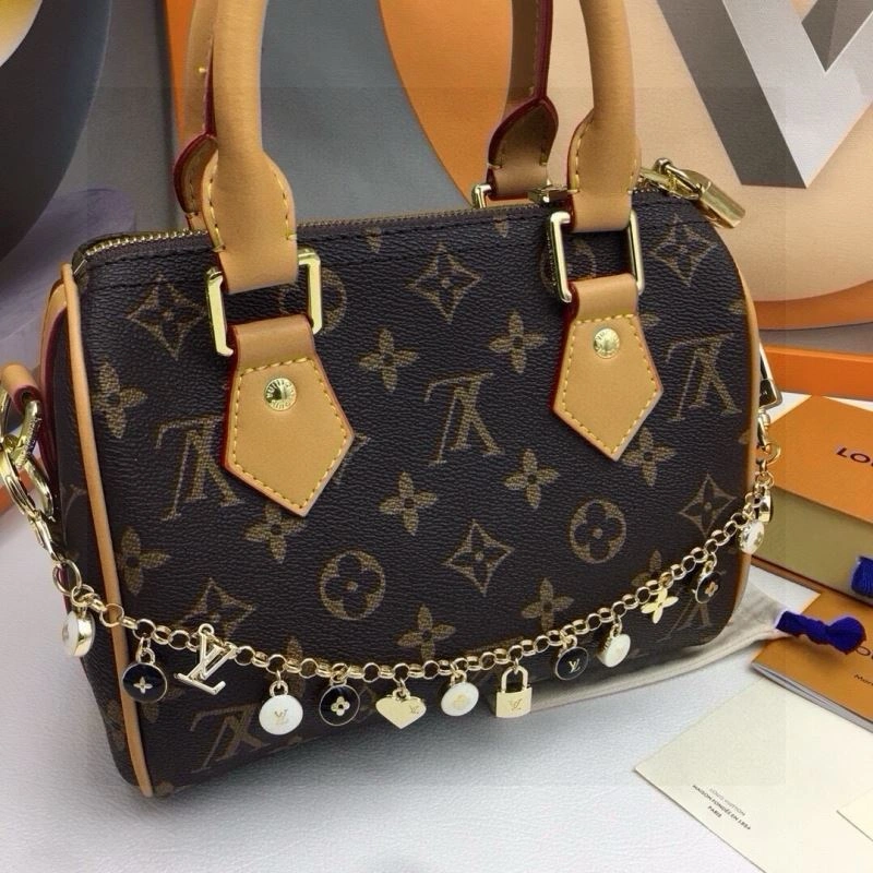 Louis Vuitton Keychains Contemporary 265194