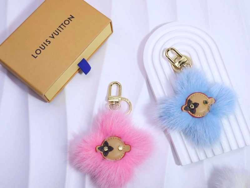 Louis Vuitton Keychains Bold 265189