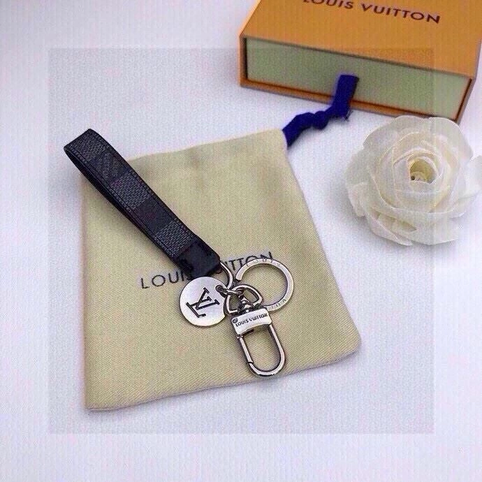 Louis Vuitton Keychains Chic 265161