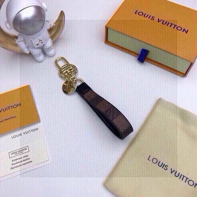Supportive Louis Vuitton Keychains 265167