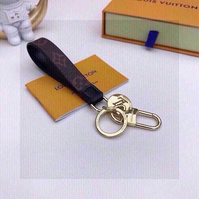 Snug Louis Vuitton Keychains 265159