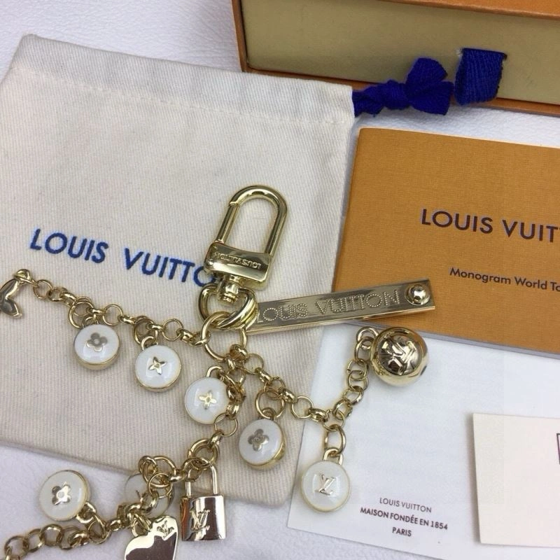 Louis Vuitton Keychains Resilient 265177
