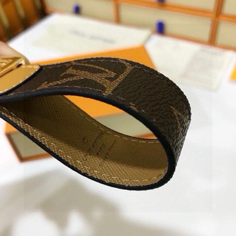 Louis Vuitton Keychains Flexible 265174