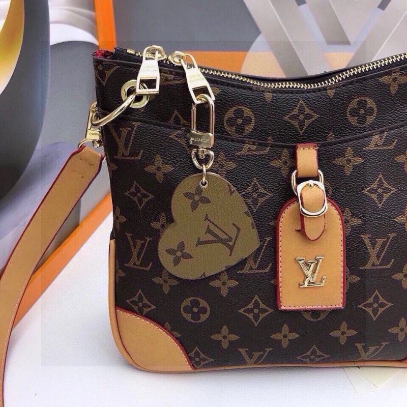 Fashionable Louis Vuitton Keychains 265156