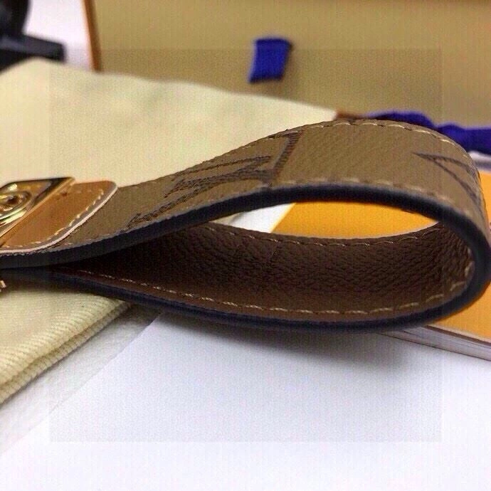 Louis Vuitton Keychains Compact 265154