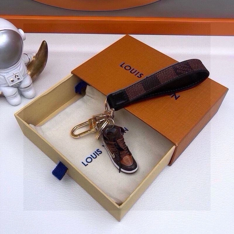 MultiPurpose Louis Vuitton Keychains 265138