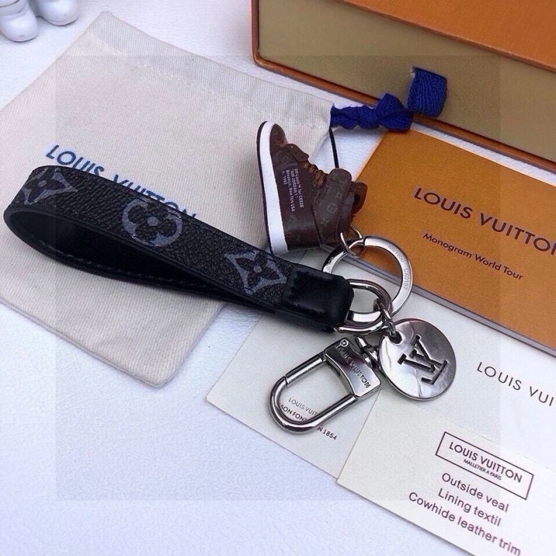 Louis Vuitton Keychains Bold 265139