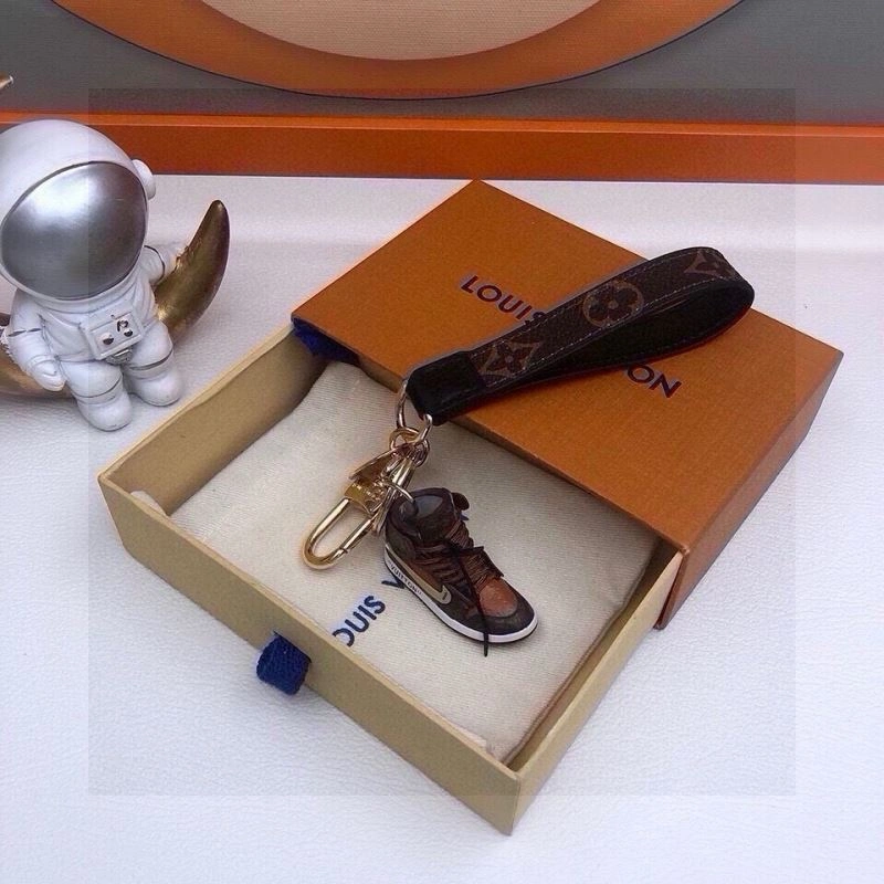 Louis Vuitton Keychains Tailored 265128