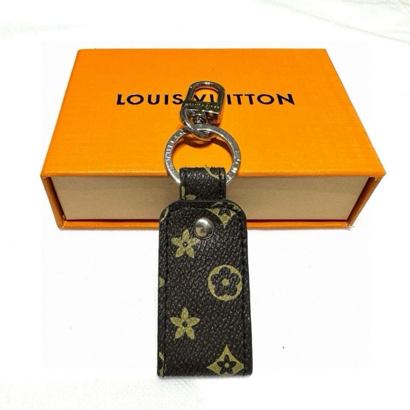 Louis Vuitton Keychains ModernLook 265106