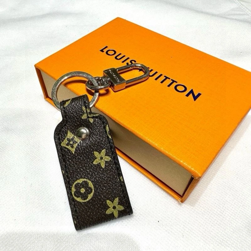 Louis Vuitton Keychains ModernLook 265106
