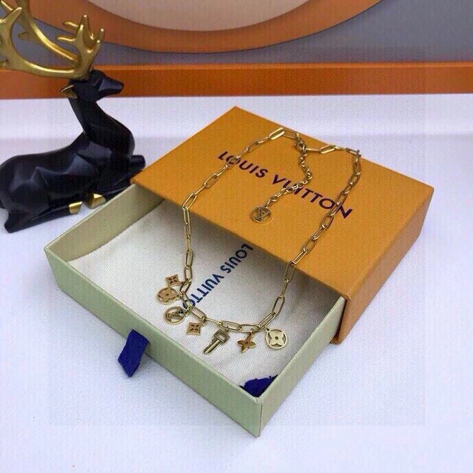Popular Louis Vuitton Keychains 265097