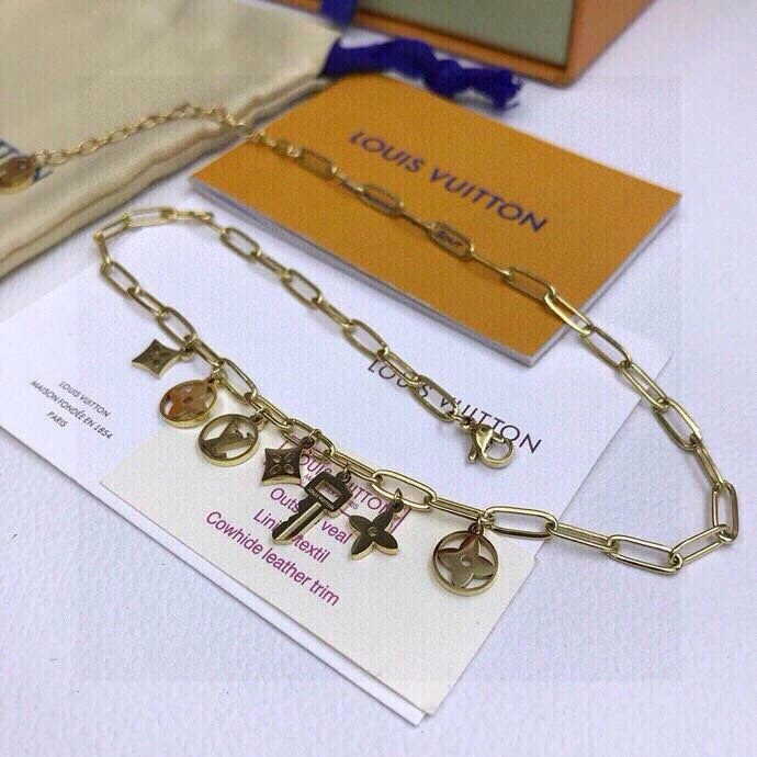 Popular Louis Vuitton Keychains 265097
