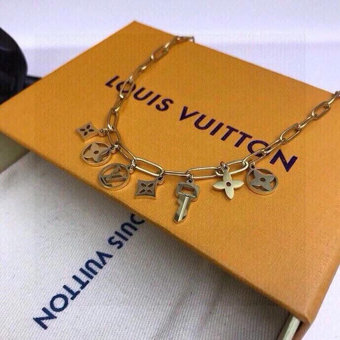 Popular Louis Vuitton Keychains 265097