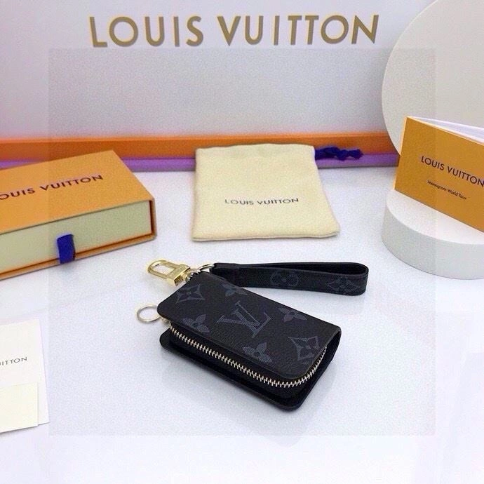 MoistureWicking Louis Vuitton Keychains 265096